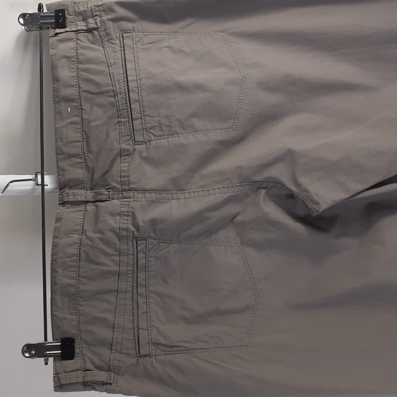 Old Navy On Classic Rise Gray Capris Pants Size 10 - Picture 4 of 16